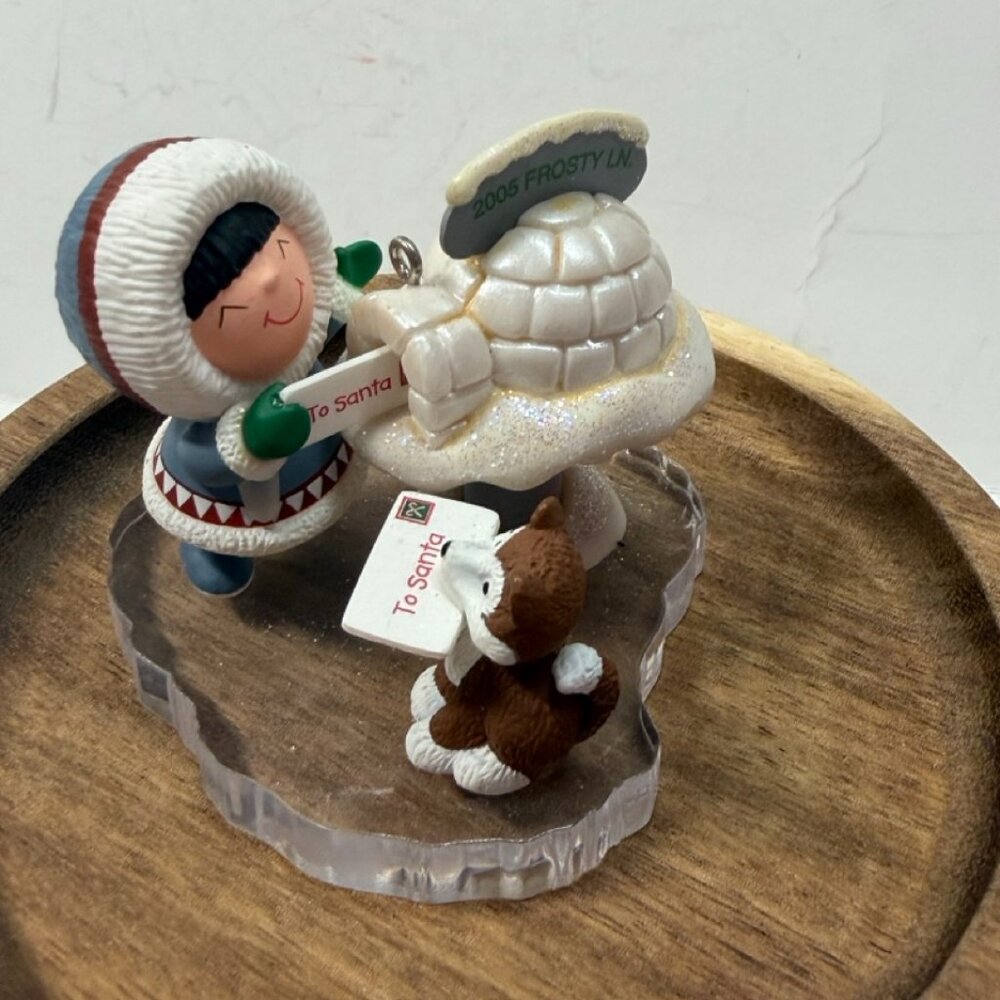 Hallmark Frosty Friends Christmas Ornament 2005 Eskimo No Box
